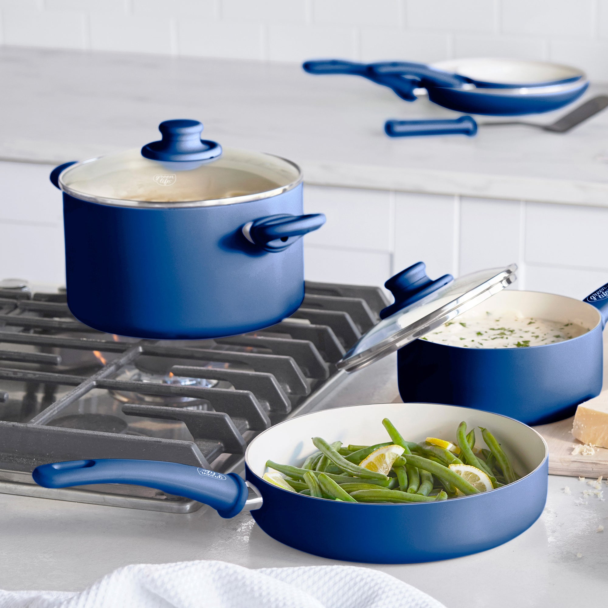 Cast Iron Cookware Set