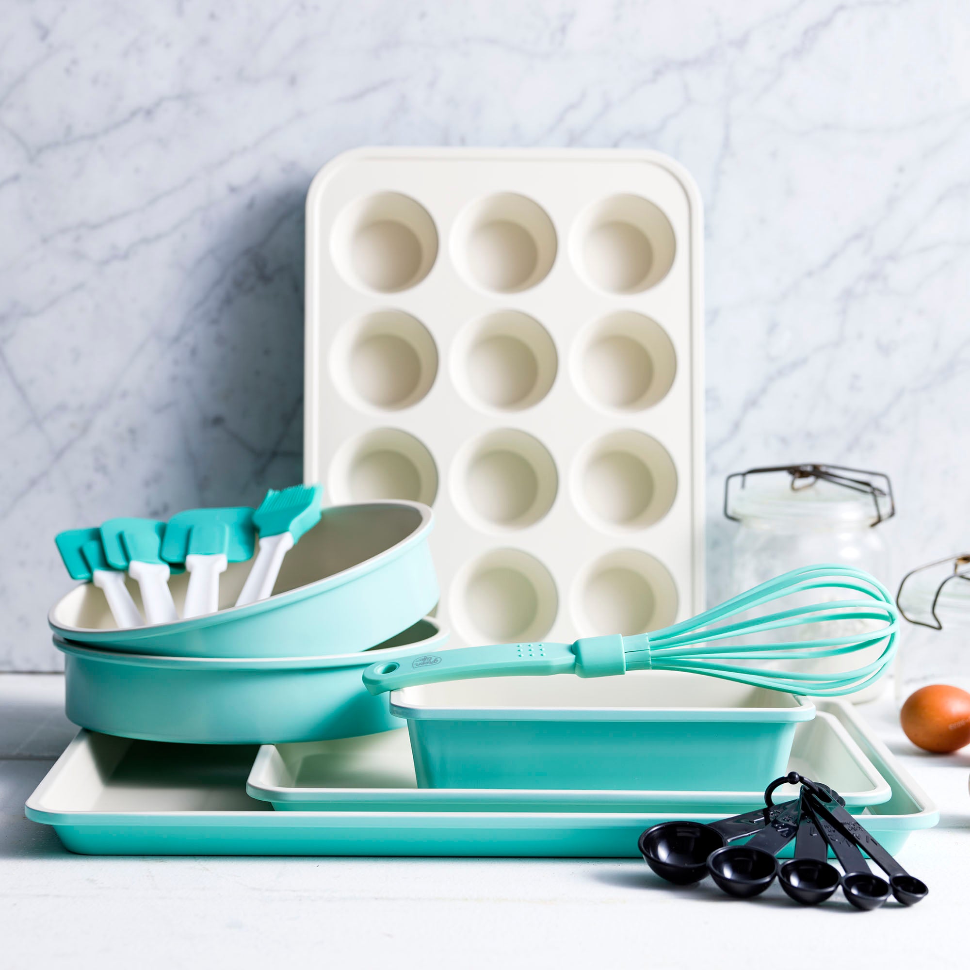 12-Piece Bakeware Set